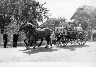 Otevření nové hasičárny 1974 - 01.jpg